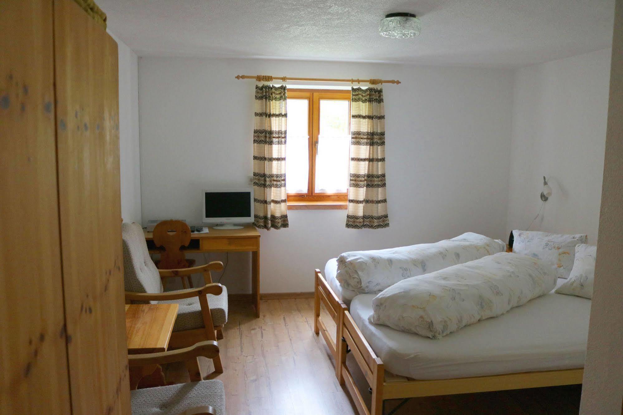 산타 마리아 발 뮈슈테르 Chasa Randulina B&B 외부 사진